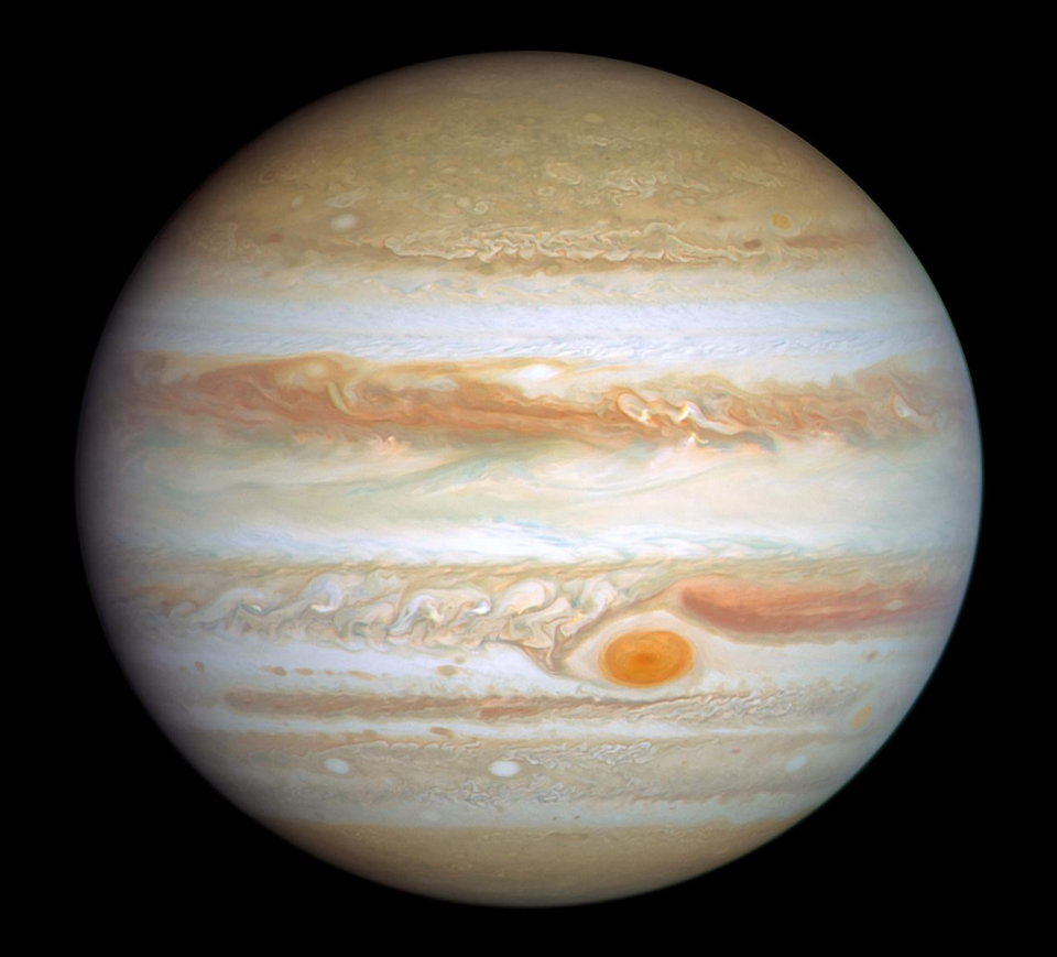 Jupiter photographed by Hubble