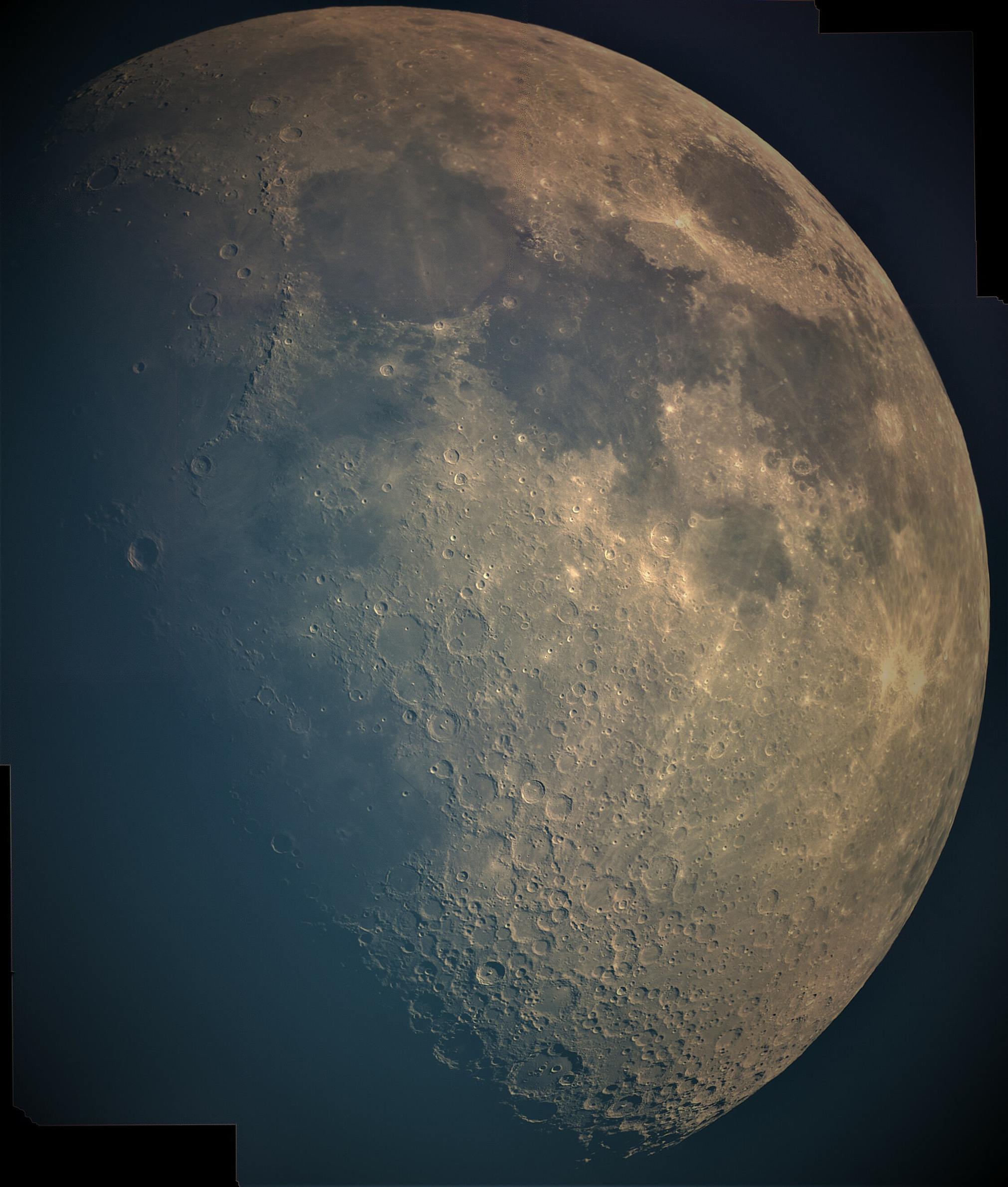 Moon observed through Show Me The Sky
